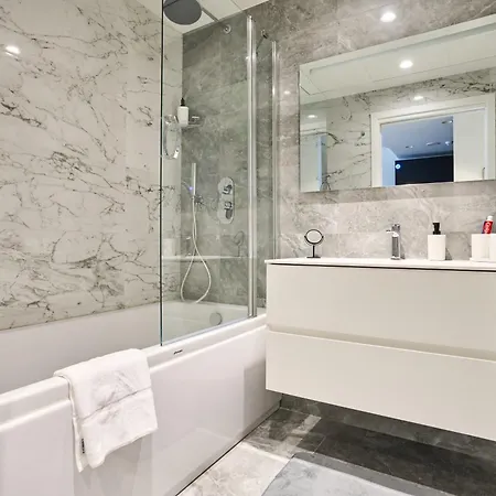 Stunning Seaview Mercury Tower - Luxurious Twin Units Appartement San Ġiljan