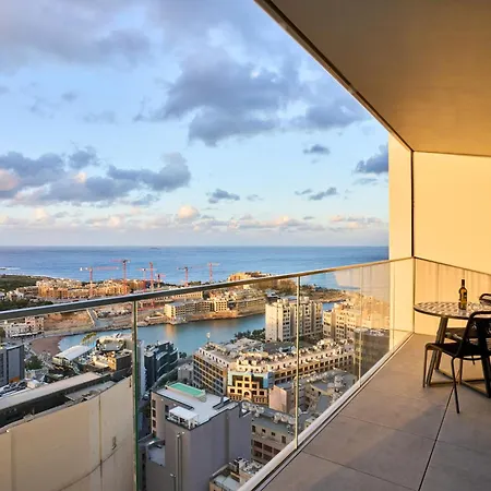 Stunning Seaview Mercury Tower - Luxurious Twin Units Appartement San Ġiljan