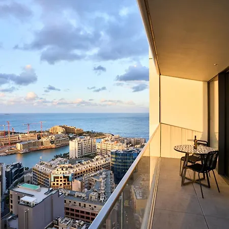 Apartment Stunning Seaview Mercury Tower - Luxurious Twin Units
