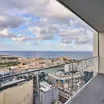 Апартаменты Luxurious Twin Units With Incredible Sea Views