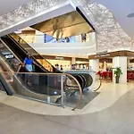Luxurious Twin Units With Incredible Sea Views