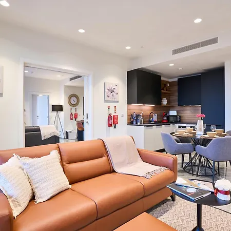 Апартаменты Luxurious Twin Units With Incredible Sea Views Сент Джулианс