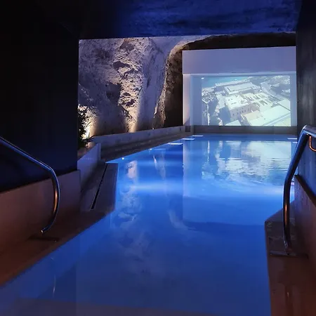 Luxurious Twin Units With Incredible Sea Views 아파트 *