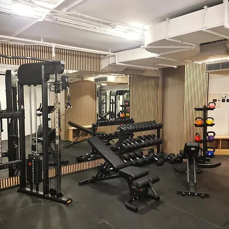 Stunning Seaview Mercury Tower - Luxurious Twin Units