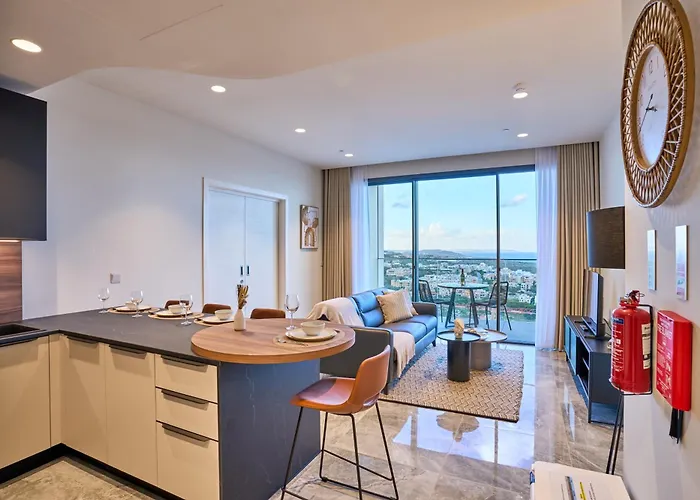 Apartment Stunning Seaview Mercury Tower - Luxurious Twin Units *