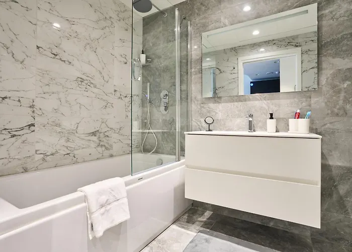 Stunning Seaview Mercury Tower - Luxurious Twin Units Apartment Saint Julian's