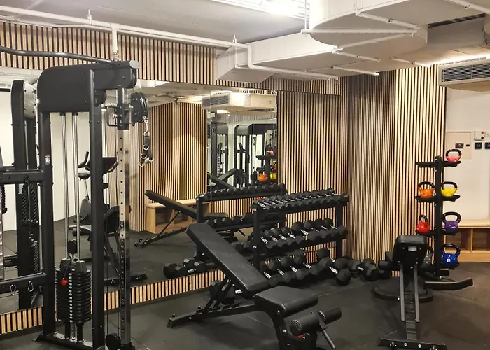 Stunning Seaview Mercury Tower - Luxurious Twin Units